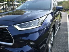 2022 Toyota Highlander Hybrid 2.5L 4WD Premium 7, синий — фото 9