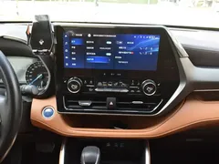 2022 Toyota Highlander Hybrid 2.5L 4WD Premium 7, синий — фото 19