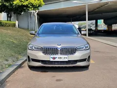 2021 BMW 5 Series 5 530Li — фото 2