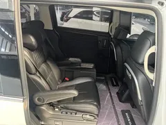 2022 Honda Elysion 2.0L e:HEV Luxury, белый — фото 6