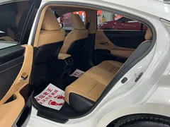 2021 Lexus ES 200, белый — фото 12