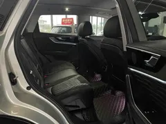 2022 Hongqi HS5 2.0T — фото 21
