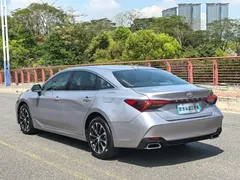 2022 Toyota Avalon 2.0L Luxury — фото 8