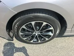 2022 Toyota Avalon 2.0L Luxury — фото 12