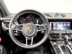 2021 Porsche Macan 2.0T — фото 10