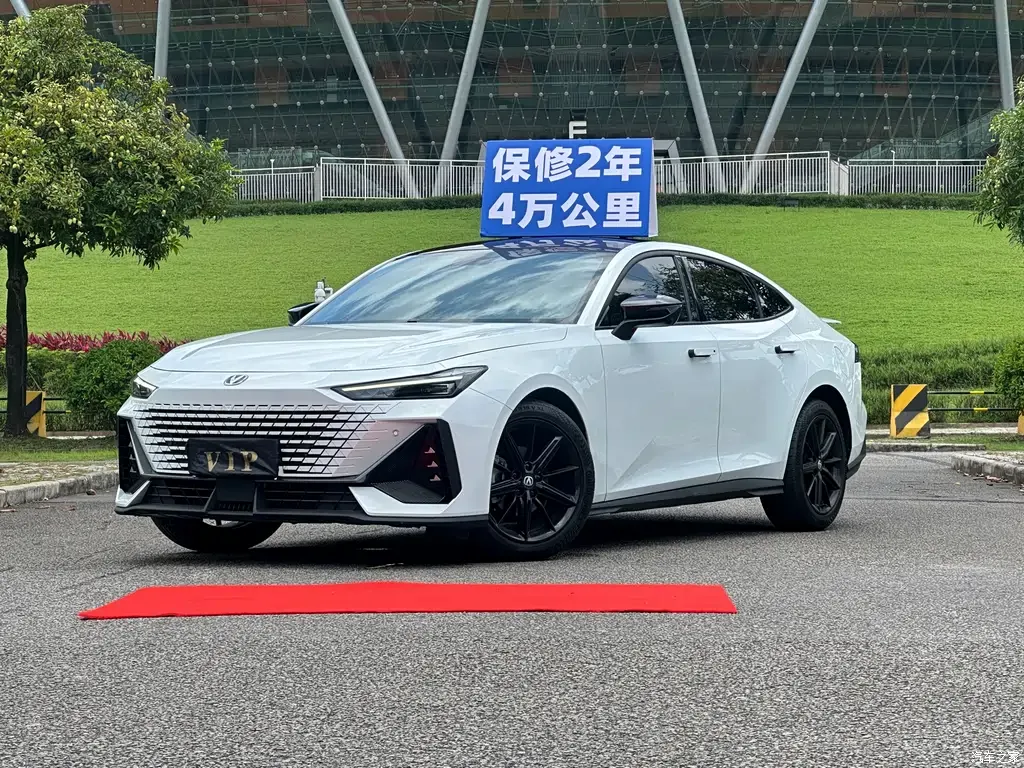 2023 Changan UNI-V 1.5T Premium Type