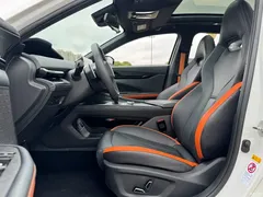 2023 Changan UNI-V 1.5T Premium Type, белый — фото 8