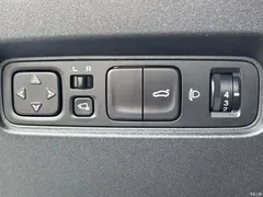 2023 Changan UNI-V 1.5T Premium Type, белый — фото 12