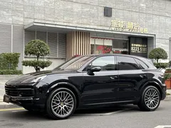 2019 Porsche Cayenne 3.0T, чёрный — фото 1