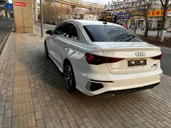 2022 Audi A3L Limousine 35 TFSI Sport, белый — фото 2