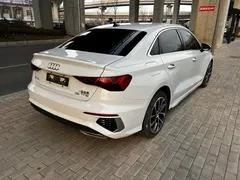2022 Audi A3L Limousine 35 TFSI Sport, белый — фото 3