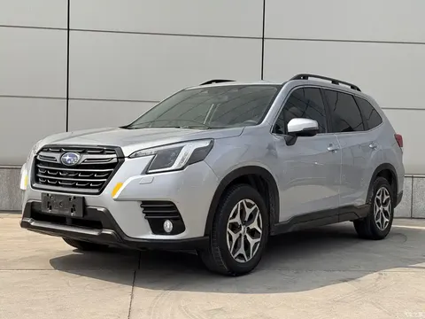 2022 Subaru Forester 2.0i AWD Luxury EyeSight