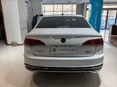2023 Volkswagen Bora 200TSI DSG, белый — фото 1