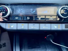 2023 Hyundai Elantra 1.5L CVT LUX Premium, белый — фото 24