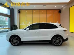 2023 Porsche Cayenne 3.0T Platinum Edition, белый — фото 4
