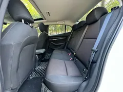 2023 Mazda Axela 2.0L AT dazzling quality, белый — фото 6