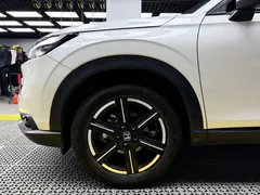 2023 Honda Vezel 1.5L CVT Pioneer, белый — фото 8