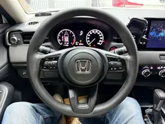 2023 Honda Vezel 1.5L CVT Pioneer, белый — фото 17