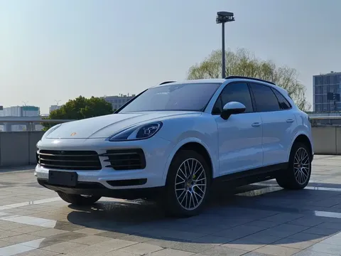 2023 Porsche Cayenne 3.0T Platinum Edition