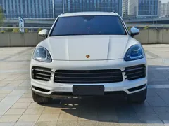 2023 Porsche Cayenne 3.0T Platinum Edition, белый — фото 2