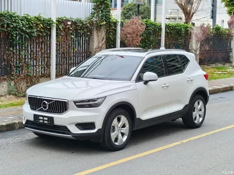 2021 Volvo XC40 T3 Zhixing Fashion