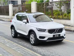 2021 Volvo XC40 T3 Zhixing Fashion, белый — фото 3