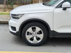 2021 Volvo XC40 T3 Zhixing Fashion, белый — фото 4