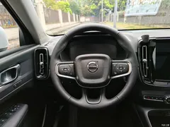 2021 Volvo XC40 T3 Zhixing Fashion, белый — фото 11