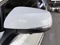 2023 Toyota Wildlander 2.0L CVT 2WD PLUS, белый — фото 3
