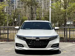 2018 Honda Accord Hybrid 2.0L V, белый — фото 2