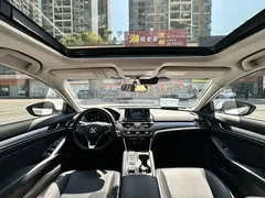 2018 Honda Accord Hybrid 2.0L V, белый — фото 5