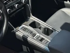 2018 Honda Accord Hybrid 2.0L V, белый — фото 13