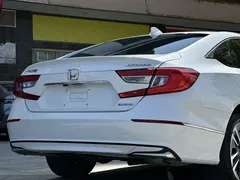 2018 Honda Accord Hybrid 2.0L V, белый — фото 15
