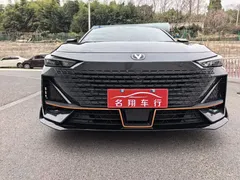 2023 Changan UNI-V 1.5T Sport — фото 2