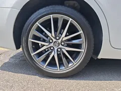 2021 Toyota Camry 2.5G Luxury, белый — фото 9
