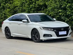 2018 Honda Accord 260TURBO Elite V, белый — фото 3