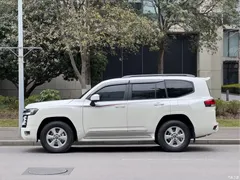 2023 Toyota Land Cruiser (imported) 3.5T Middle East — фото 7
