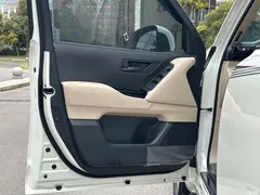 2023 Toyota Land Cruiser (imported) 3.5T Middle East — фото 25