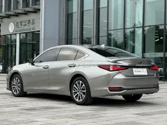 2021 Lexus ES 260 — фото 4