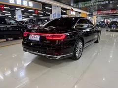 2021 Audi A8L 50 TFSI quattro Comfort, чёрный — фото 14