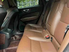 2022 Volvo XC60 B5 4WD Zhiyi Luxury, чёрный — фото 10