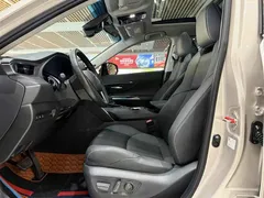 2022 Toyota Venza 2.0L CVT 2WD Premium — фото 10