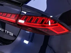 2022 Audi A7 45 TFSI Premium Selection, синий — фото 9