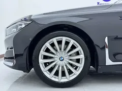 2021 BMW 7 Series 730Li, чёрный — фото 14