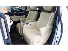 2021 Toyota Alphard Hybrid 2.5L Luxury, белый — фото 7
