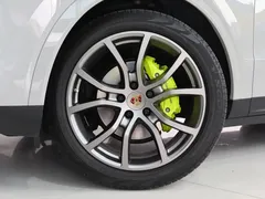 2022 Porsche Cayenne E-Hybrid 2.0T Platinum — фото 4