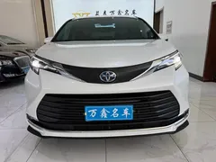 2023 Toyota Sienna 2.5L Hybrid Comfort, белый — фото 2