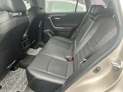 2022 Toyota Wildlander 2.0L CVT 2WD Luxury — фото 8