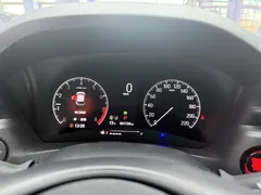 2023 Honda Vezel 1.5L CVT Tech, белый — фото 10