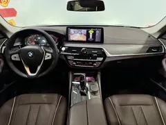 2023 BMW 5 Series 530Li Leading Luxury Package, чёрный — фото 12